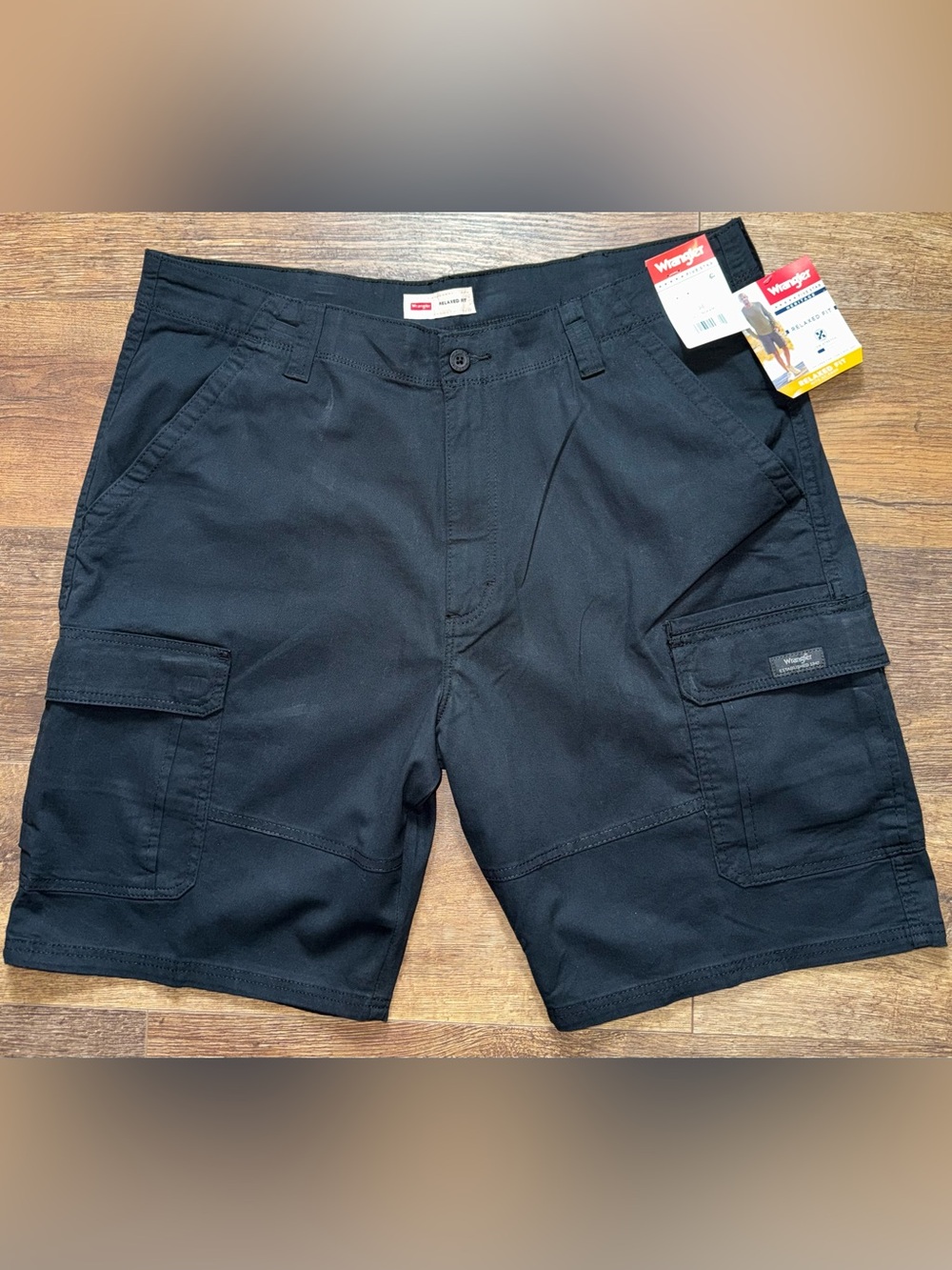 Men’s Wrangler Black Cargo Shorts with Utility Pockets